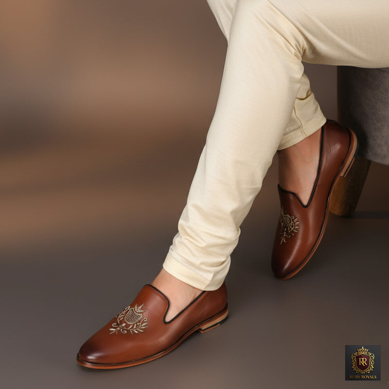 Majestic Ornate – Imperial Crest Tan Shaded Leather | Ruby Royals