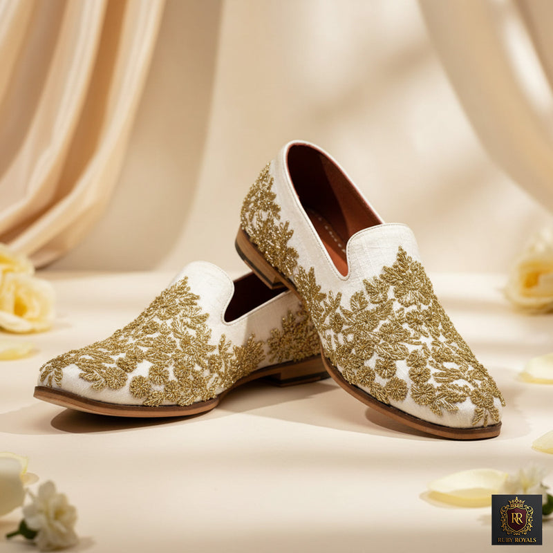 Majestic Ornate – Ivory Suede Maharaja Crest | Ruby Royals