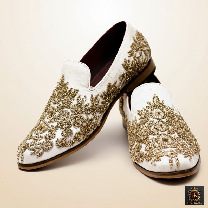 Majestic Ornate – Ivory Suede Maharaja Crest | Ruby Royals