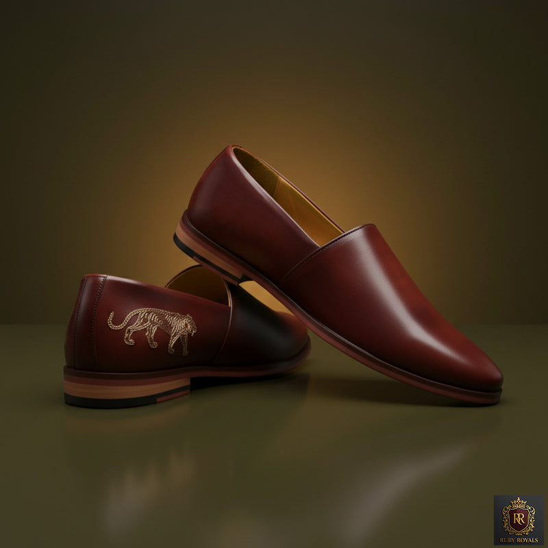 Majestic Ornate – Cherry Brown Lion Mess Pad | Ruby Royals